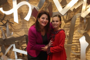 Hortensia Roig con Marina García